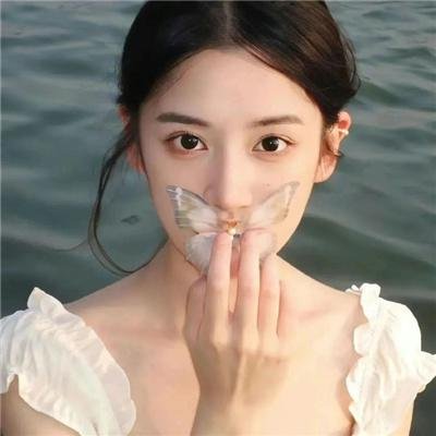 大明湖畔有人家